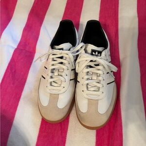 Adidas sambas- big kids size 6 fits like a womens 7.5